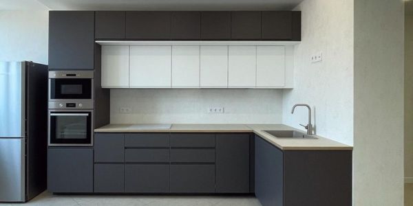 Apartment Kitchen Renovation Algarve